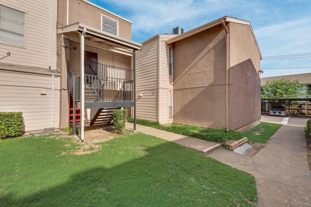 Woodhaven Condo - Residential