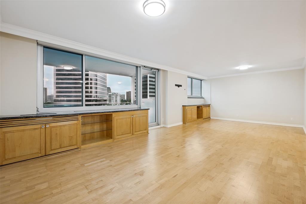 Twenty-One Turtle Creek Condos - Residential