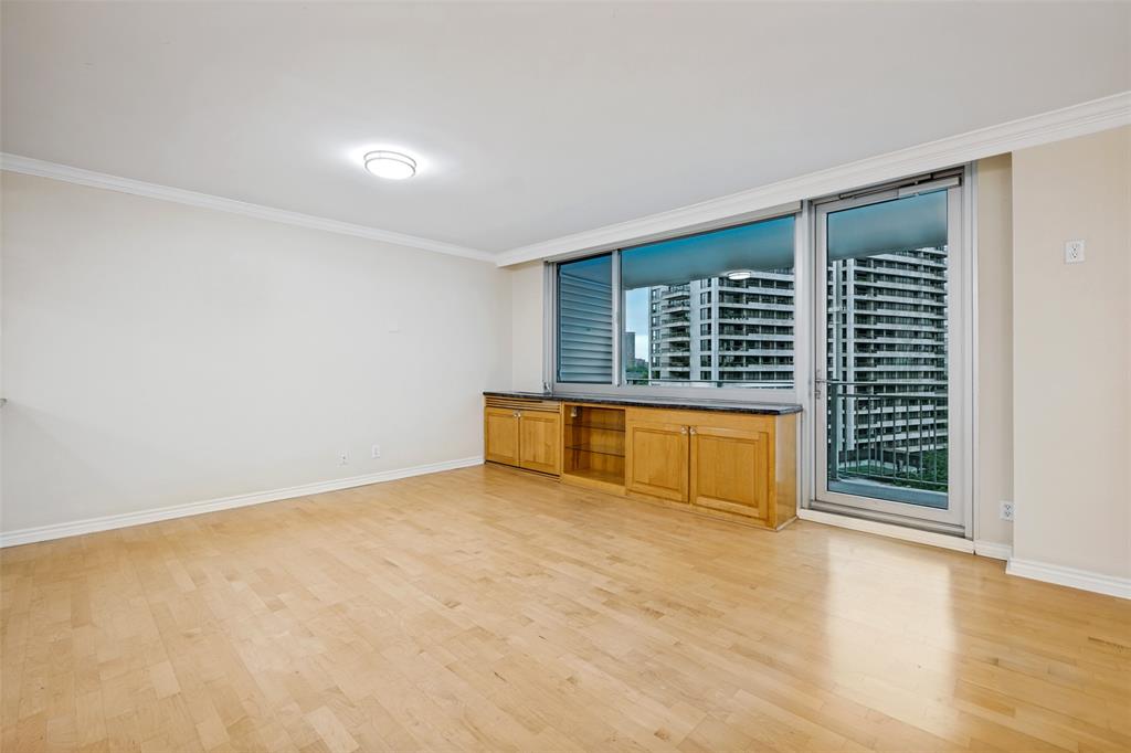 Twenty-One Turtle Creek Condos - Residential