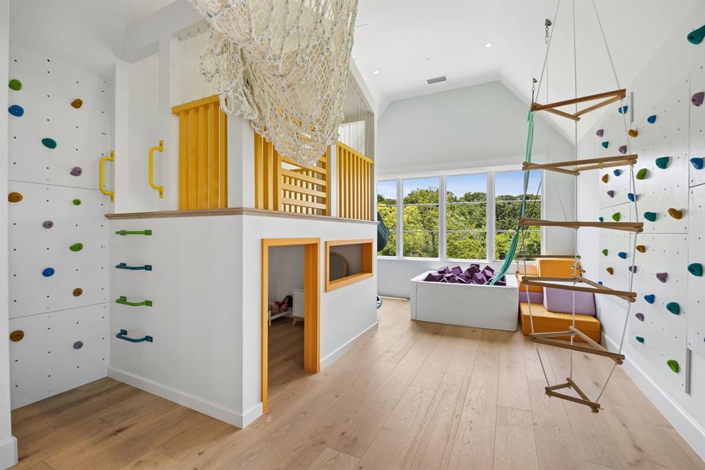 Crescent Heights Add - Residential