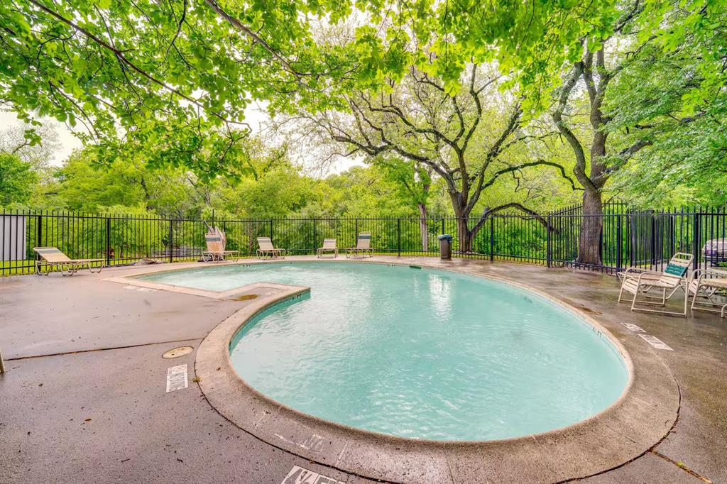 Skillman Bend Condo - Residential
