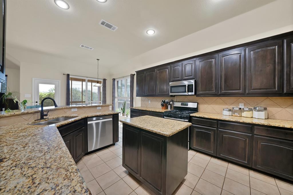 Hills Of Lake Country - Residential