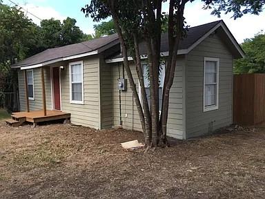 HUGE price reduction!

Investor-friendly rental opportunity near the heart of Cedar Hill. 309 S Main St is a tenant-occupied 2-bedroom, 1-bath single-family home currently leased at $1,400 monthly through August 31st, 2026, offering immediate income with future flexibility for the next owner. The property sits on a generous lot and includes a detached garage, giving investors added utility, storage, and long-term upside.

HVAC upgraded in 2022. Water heat installed in 2014. New roof installed in 2020.

Located near local shopping, dining, schools, parks, and commuter routes, this property is well-positioned as a manageable buy-and-hold rental in an established Cedar Hill area. 

Great opportunity for an investor looking to add an income-producing property with an in-place tenant and a shorter lease runway. Lease documents, seller disclosures, and supporting property information available in MLS supplements. Tenant occupied — do not disturb tenant. Showings by approved appointment only.

P&L statements for the last 12 months, seller disclosures, leases, and additional portfolio documents are available in MLS supplements. Buyer and buyer’s agent to verify all details.

Being sold individually or as a package alongside #21262178 and #21262052.