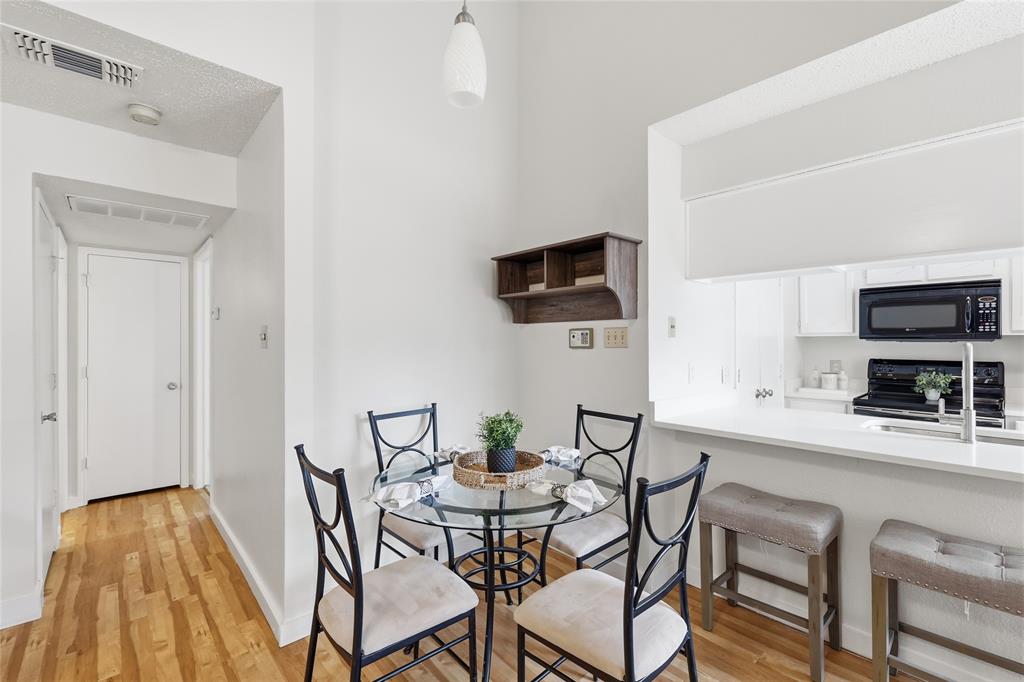Meadowood Village Add - Residential