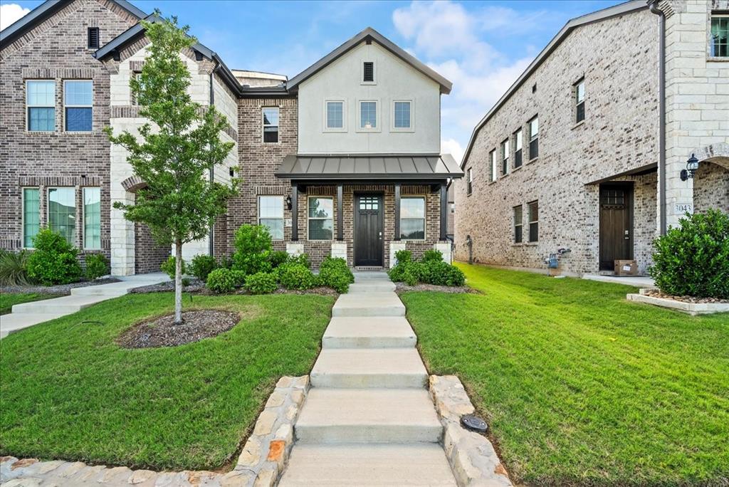 Move-In Ready Townhome with Buyer Incentives – Clean, Flexible, and Ready to Close

3039 Tenor Way—a thoughtfully designed two-story townhome offering 1,530 sq ft of comfortable, modern living in the heart of Sachse.

This home stands out for buyers looking for a smooth, straightforward purchase paired with added flexibility.
Seller is offering buyer incentives—contact agent for details.

Inside, the layout is built for real life:

Open-concept living area filled with natural light
Functional kitchen with island and space for gathering
Private and well-proportioned bedrooms designed for comfort
Flexible layout ideal for work-from-home, guests, or everyday living

Beyond the home, you’ll enjoy:

Peaceful, established neighborhood
Access to highly regarded schools
Easy connectivity to Plano, Richardson, Garland, and major employment hubs
Nearby parks, shopping, dining, and daily essentials

Bonus Opportunity: Concept ideas are available to show how easily the entryway and living space can be enhanced—giving buyers vision without heavy renovation.

If you’re looking for a home that offers both immediate comfort and long-term flexibility, this is one to see in person.