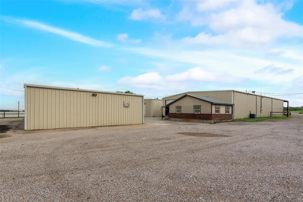 J Chamlee - Commercial Sale