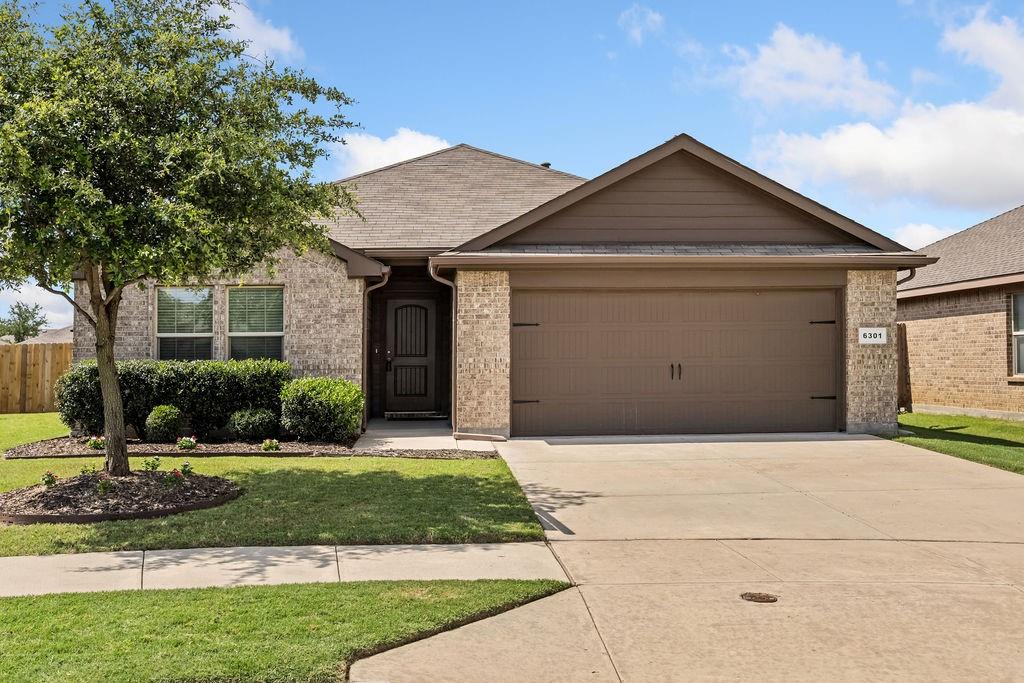 VILLAGES OF EAGLE MOUNTAIN - Residential