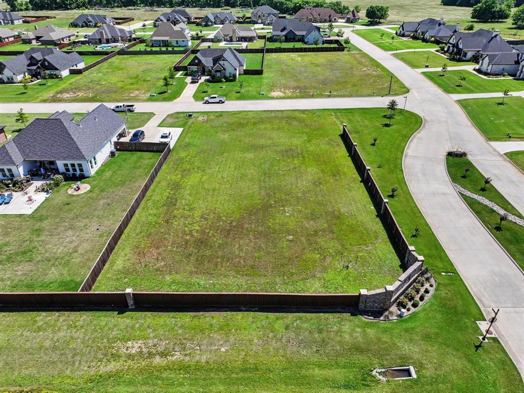 Lake Country Crossing, Phase I - Land