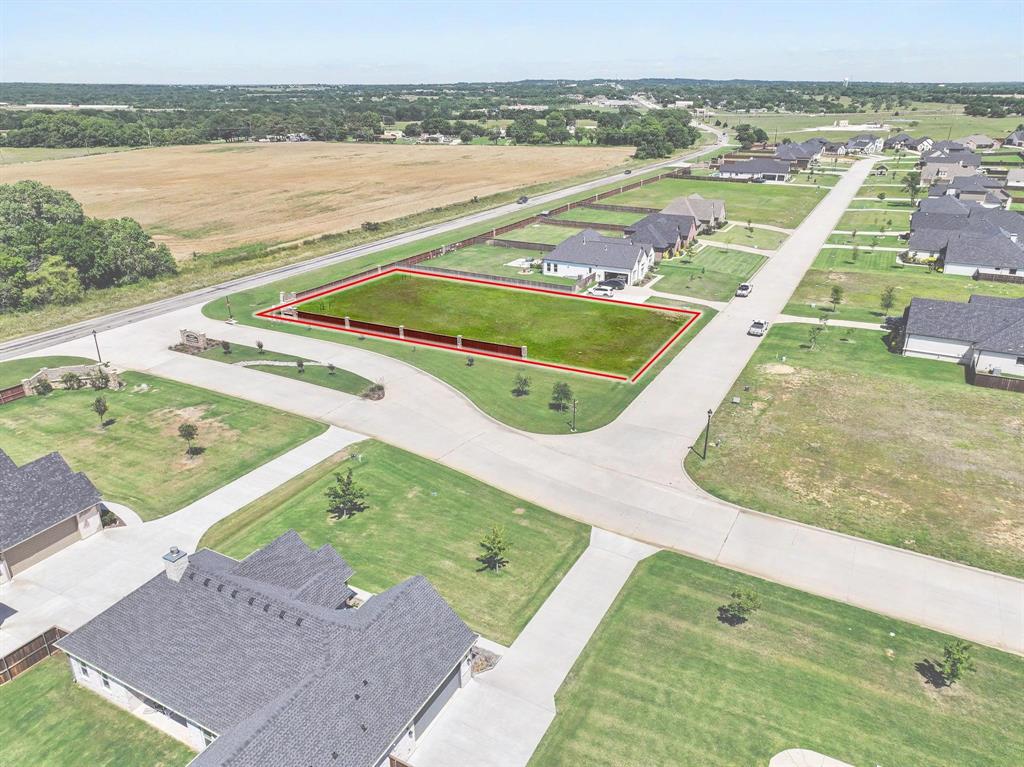 Lake Country Crossing, Phase I - Land
