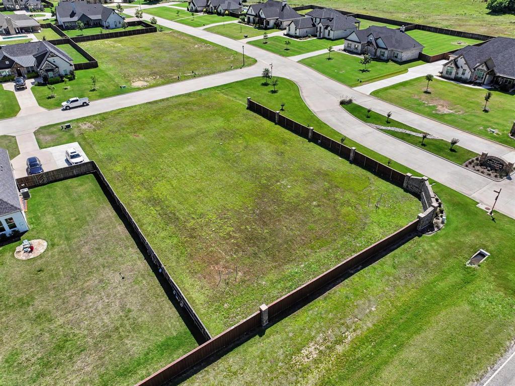 Lake Country Crossing, Phase I - Land