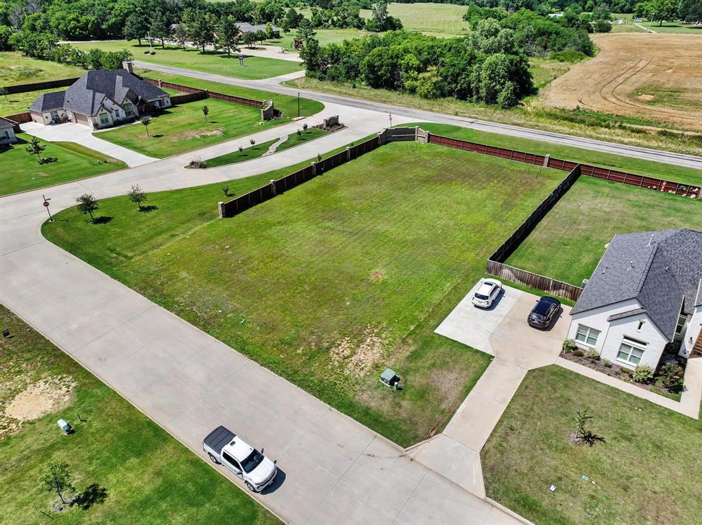 Lake Country Crossing, Phase I - Land