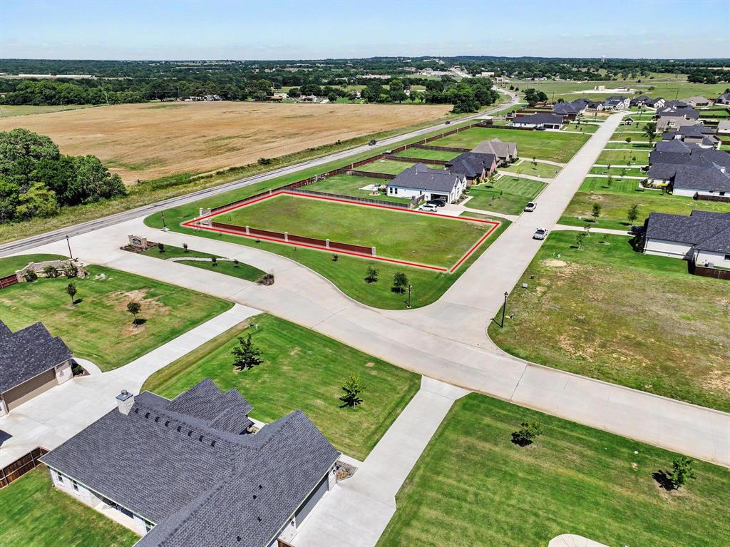 Lake Country Crossing, Phase I - Land