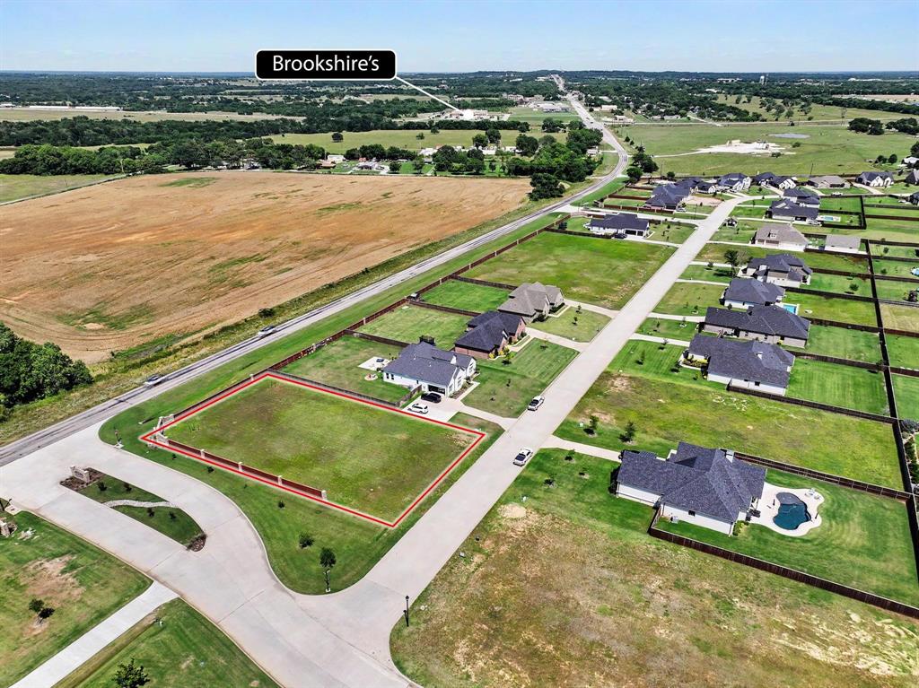 Lake Country Crossing, Phase I - Land