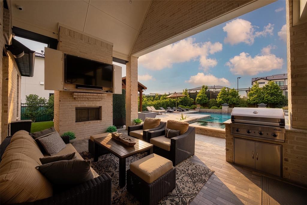 The Hills Of Kingswood - Residential