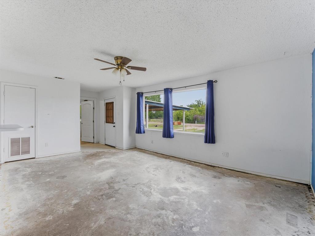 Macs Oaks - Residential