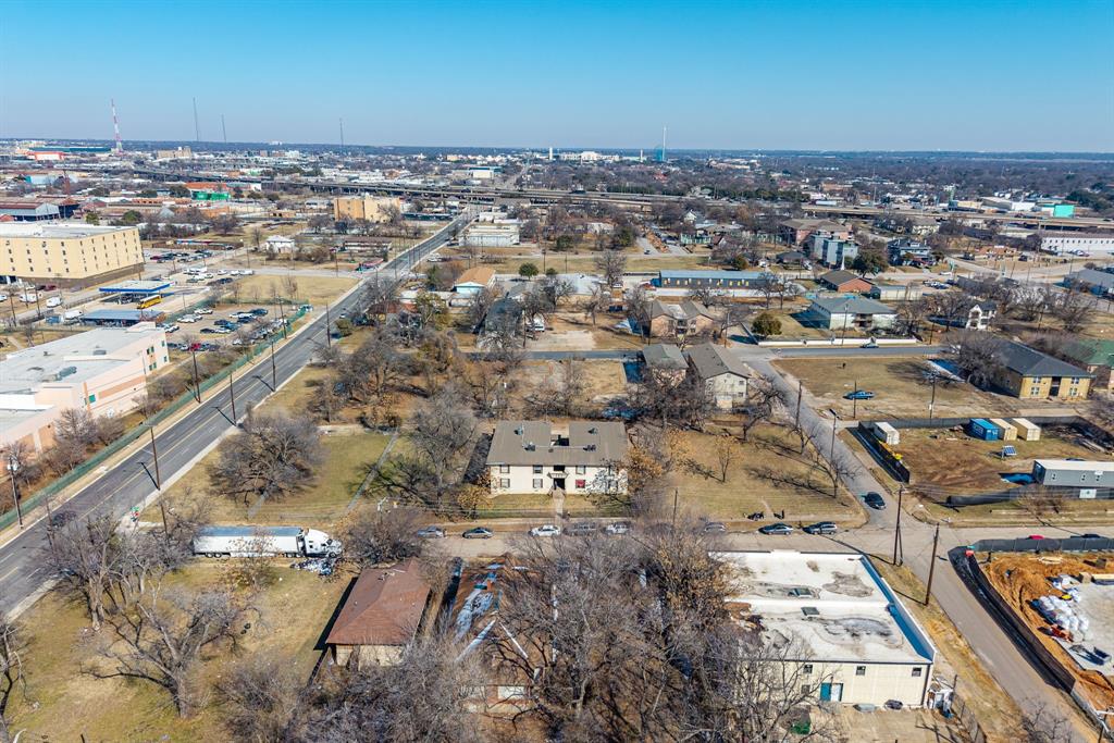 2718 Cleveland is an 8-unit value-add multifamily opportunity located in The Cedars, a rapidly transforming neighborhood just south of Downtown Dallas and Deep Ellum. The property benefits from immediate access to major employment centers, entertainment districts, and ongoing neighborhood reinvestment.

The asset features rare, oversized unit layouts comprised of four (4) 4-bedroom units and four (4) 3-bedroom units, positioning the property to serve strong family and roommate demand within an infill urban submarket.

The investment offers a clear value-add business plan, including interior renovations to drive rent growth, property tax appeals to reduce expenses, and the opportunity to shift electricity to tenant responsibility, aligning operating costs with market standards and increasing NOI.

With its irreplaceable Cedars location, unique unit mix, and multiple paths to income growth, 2718 Cleveland presents an attractive opportunity for investors seeking durable cash flow with meaningful upside in a high-growth Dallas submarket.