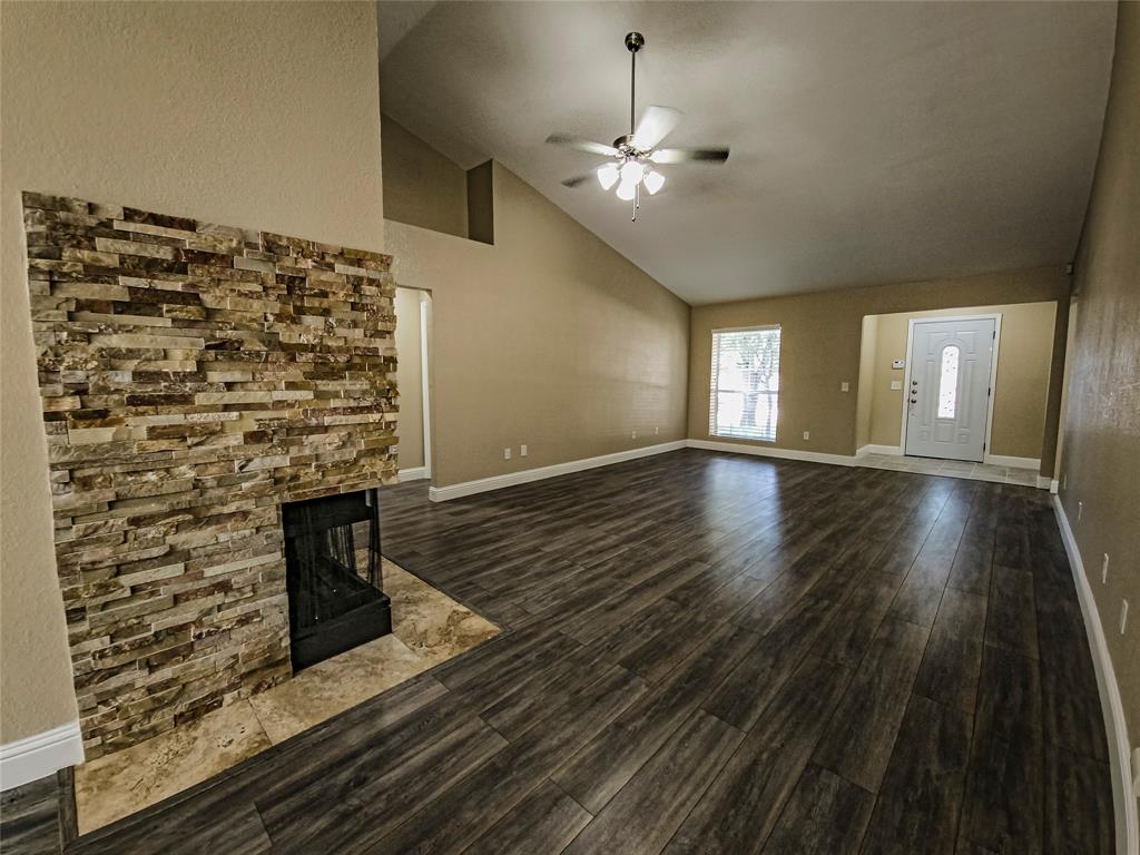 Bradford Park At High Pointe Ph 01 - Residential Lease