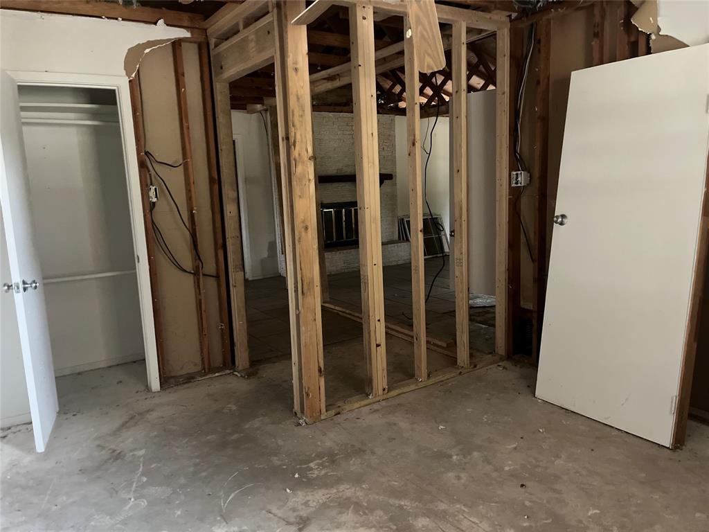 K H DOUGLAS SUR CEDAR CREEK RANCHETTES - Residential