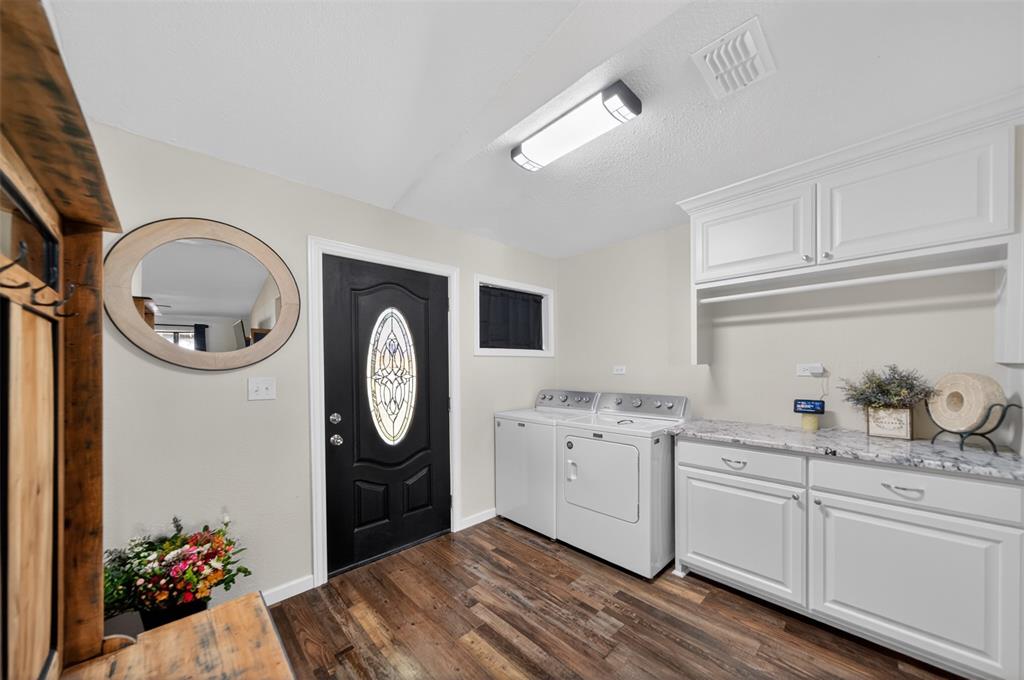 Lakeway Harbor - Residential