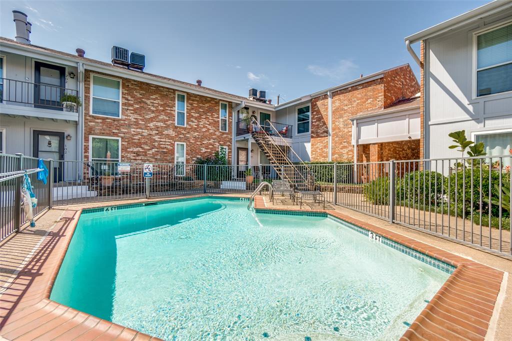 Hartford Condo - Residential