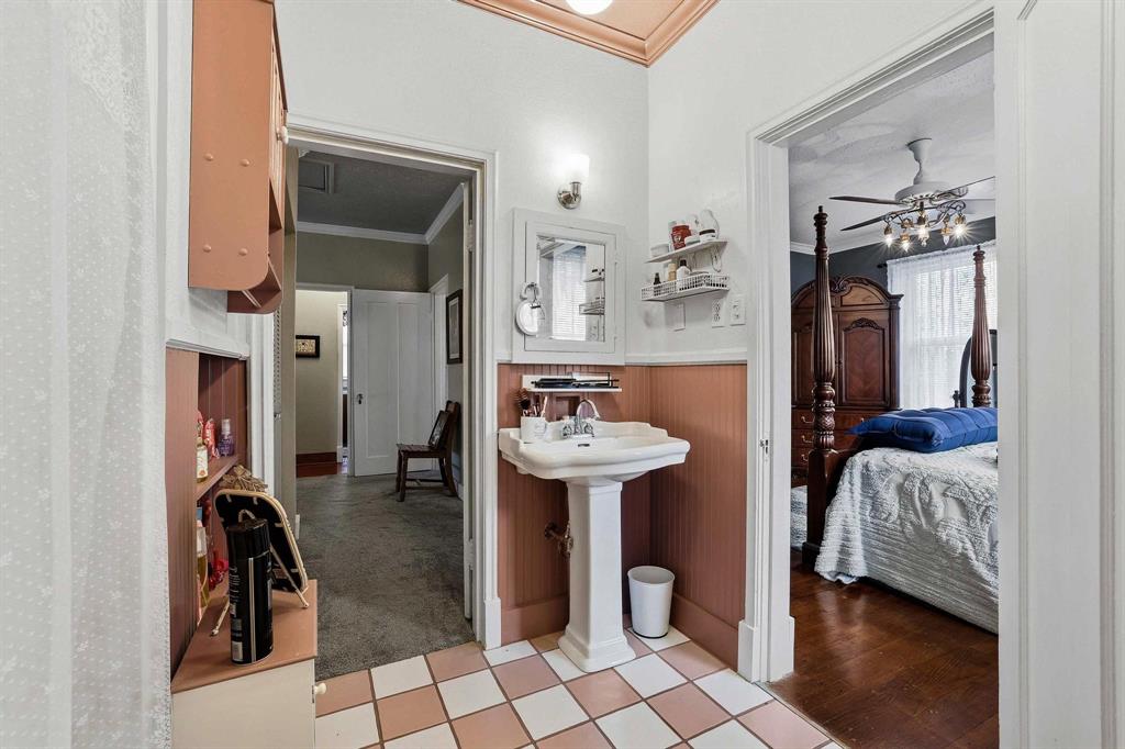 Bailey Inglish - Residential