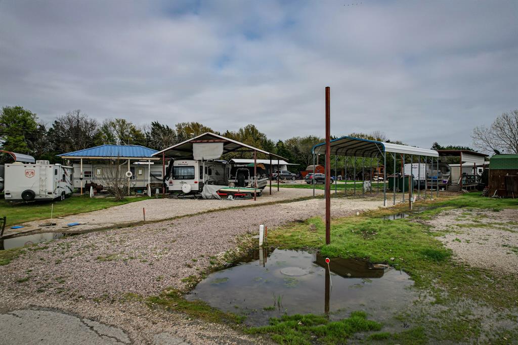 Pelican Isle - Land