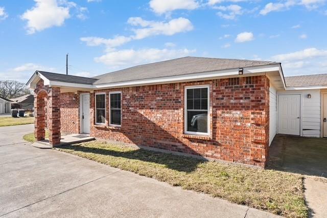 Biggs J E - Residential