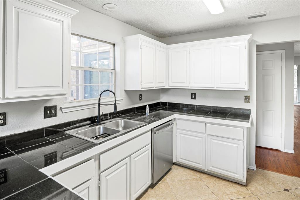 Oldfield Village - Residential