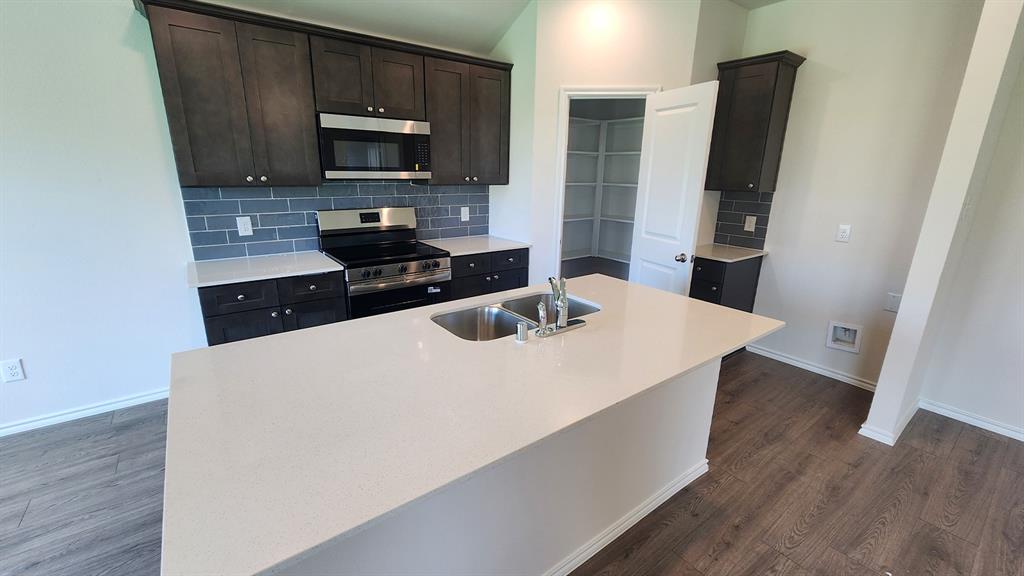 Waverly Estates - Residential