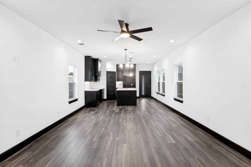 Lincoln Manor - Residential