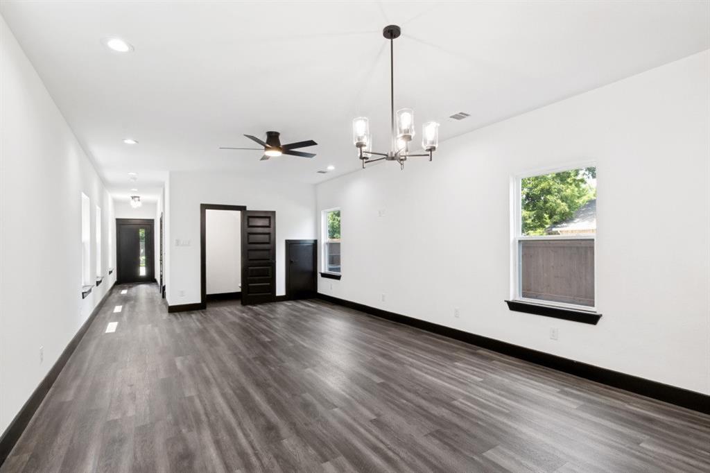 Lincoln Manor - Residential
