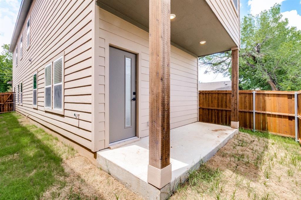 Lincoln Manor - Residential