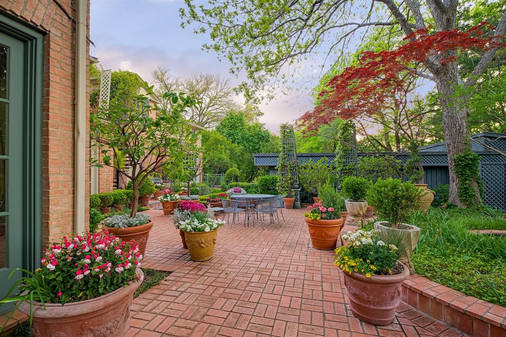 Carroll & Culwells - Residential
