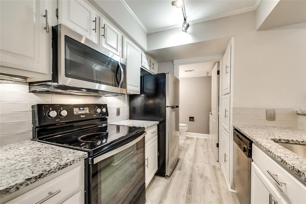 La Buena Vida - Residential Lease