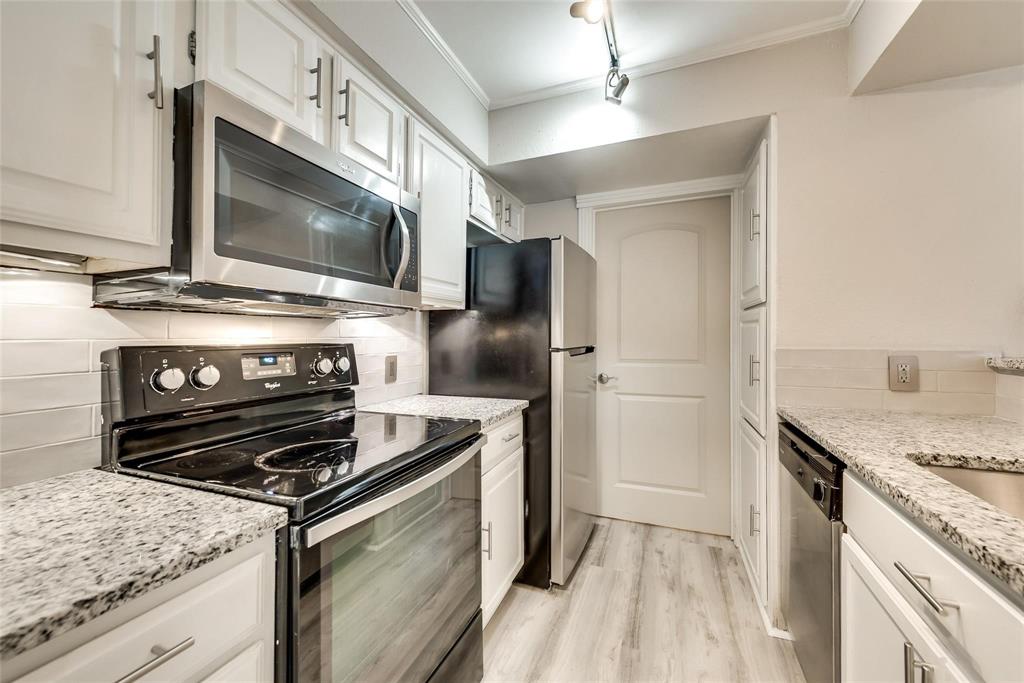 La Buena Vida - Residential Lease