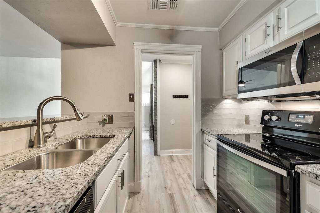 La Buena Vida - Residential Lease