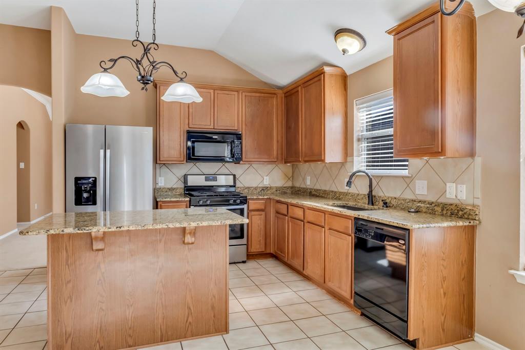 Lakeview Summit Ph 1-A - Residential Lease