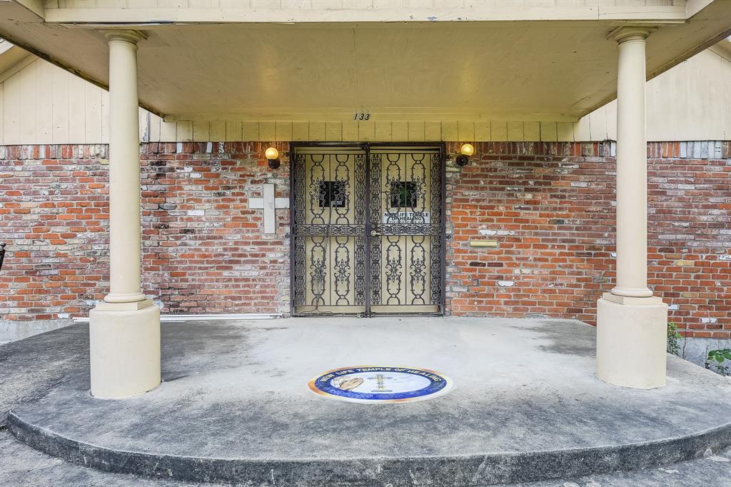 This church has approximately 2500 square feet of space. The church has a nice Foyer (14ft. x 10ft.), a spacious Sanctuary (58ft. x 30ft.) that will seat 100 people, a baptistry, a secretary's office (12ft. x 9ft.), a finance office (4ft. x 10ft.), a Pastor's Study (12ft. x 9ft.), a closet (3ft. x 5ft.), a kitchen with a small dining (25ft. x 8ft.). There are 3 bathrooms totaling 194 sq. ft. This church sits on 3 lots totaling about 16,841 sq. ft. with ample parking, plenty of room to grow. It is priced to sell!