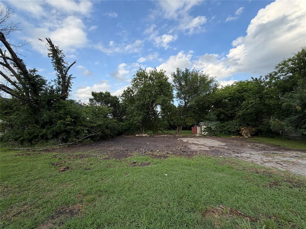 B F Boydston - Commercial Sale