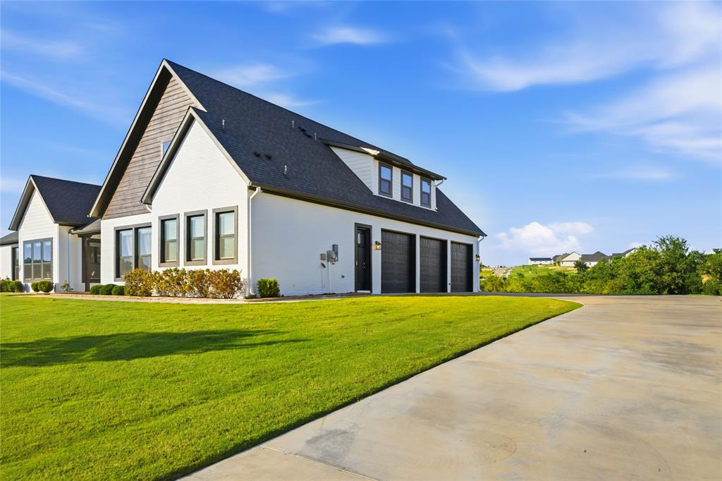 Bella Flora - Residential