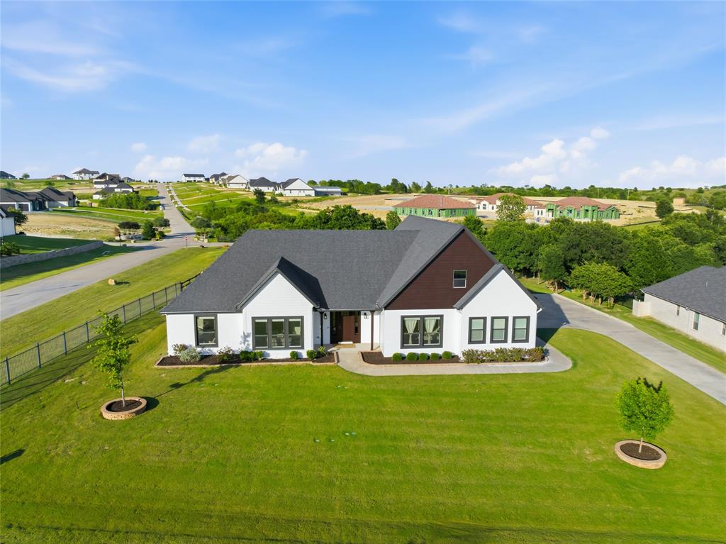 Bella Flora - Residential