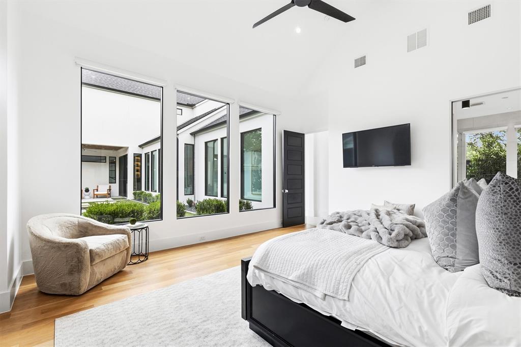 Lovers Lane Heights - Residential