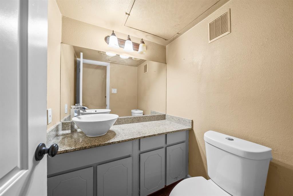 Woodhaven Condo - Residential