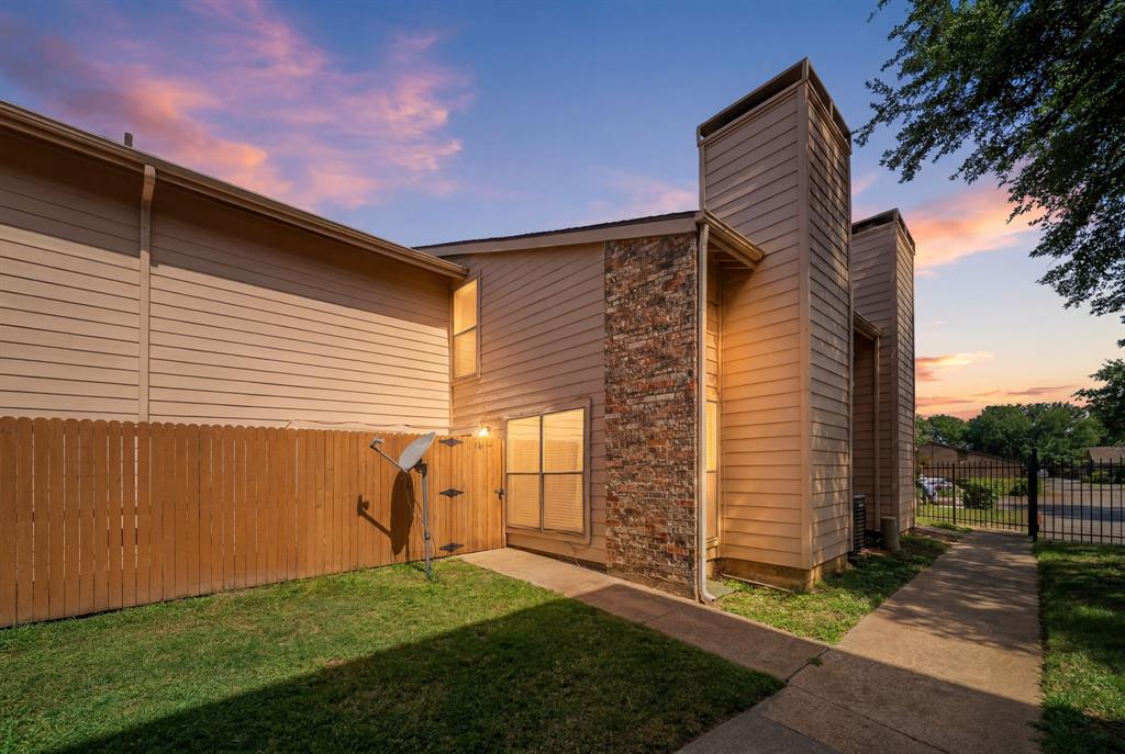 Woodhaven Condo - Residential