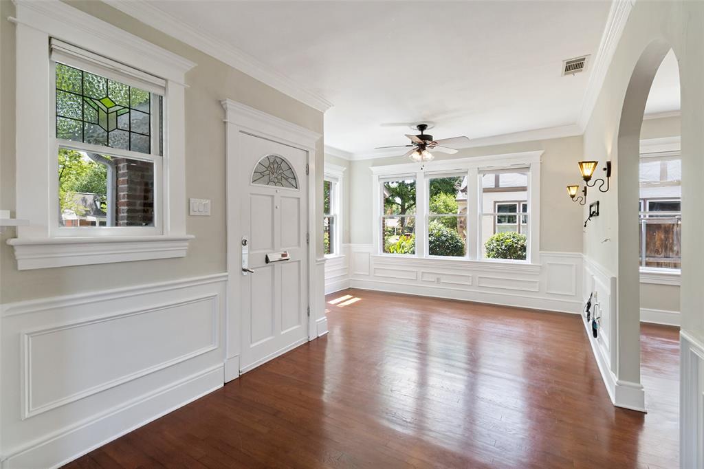 Hollywood Rev - Residential