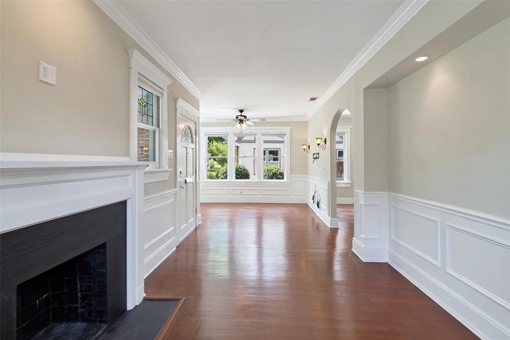 Hollywood Rev - Residential