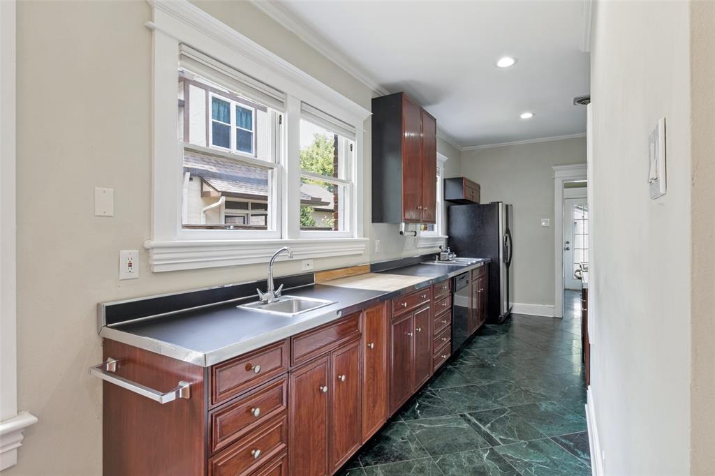 Hollywood Rev - Residential