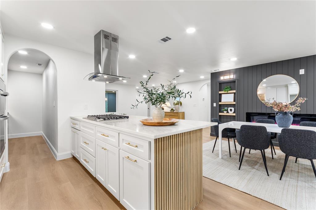 Casa Linda Forest - Residential