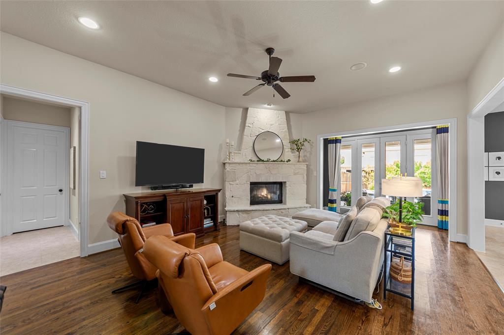 Starcreek Ph Four - Residential