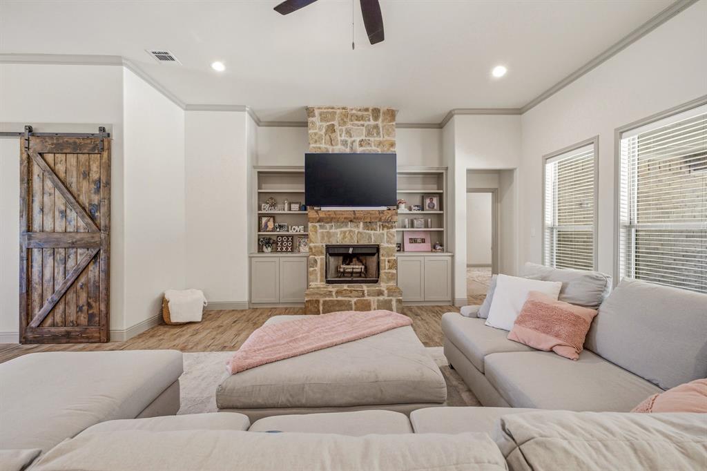 Oak Spgs Estates - Residential